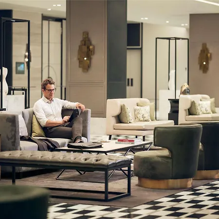 Fairmont Quasar