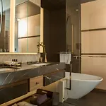 Fairmont Quasar 5*