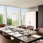 Fairmont Quasar