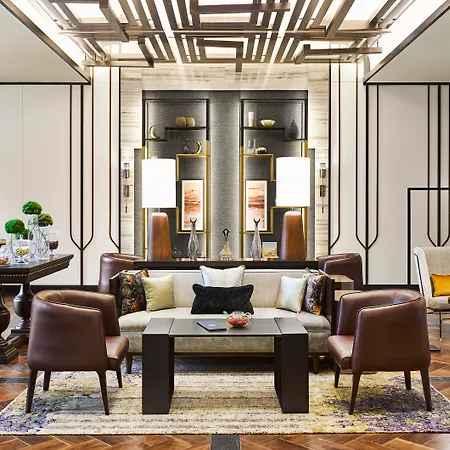 Hotel Fairmont Quasar 5*