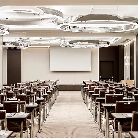 Fairmont Quasar Hotel 5*