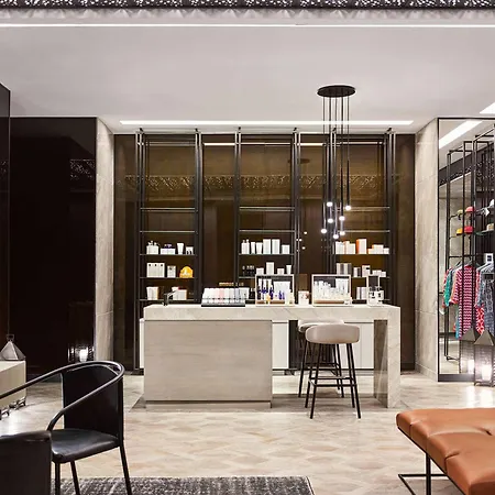 Hotell Fairmont Quasar 5*