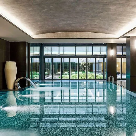 Fairmont Quasar Hotell 5*