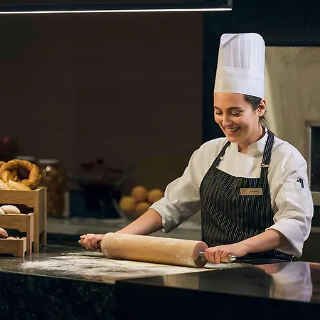 Fairmont Quasar Hotel 5*