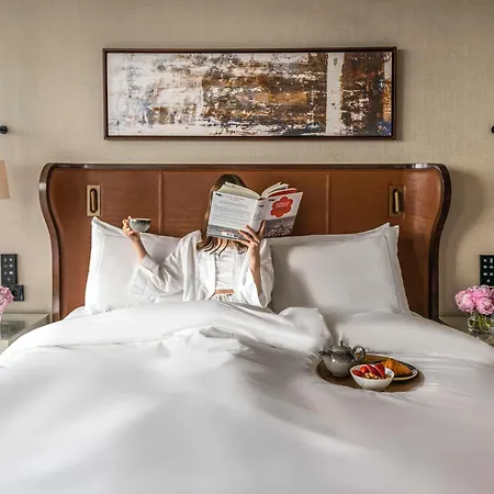 Fairmont Quasar Отель 5*