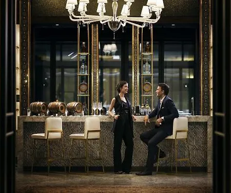 Fairmont Quasar ホテル