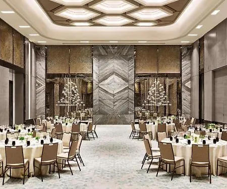 ホテル Fairmont Quasar 5*