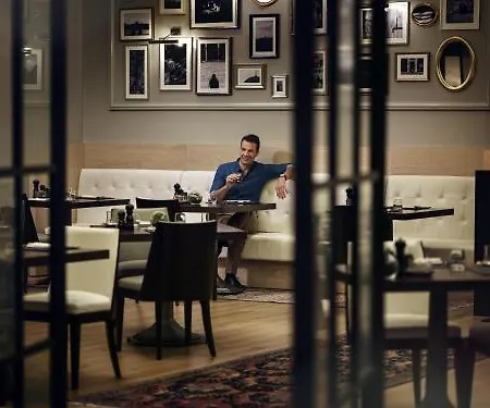 Fairmont Quasar 5*