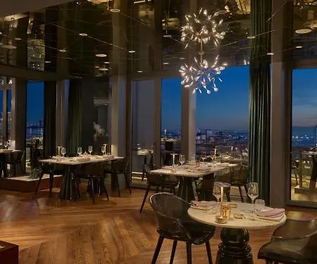 Fairmont Quasar