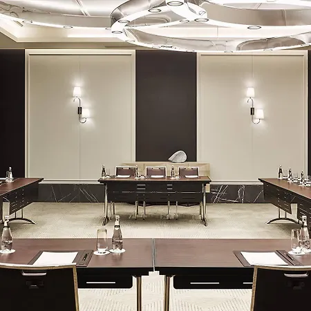 Fairmont Quasar 호텔 5*