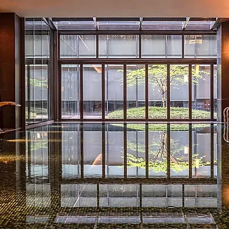 Fairmont Quasar 5*