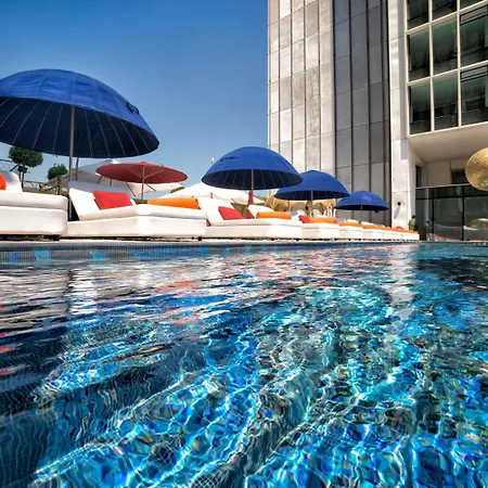 Fairmont Quasar