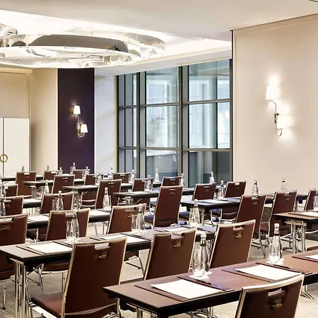 Hotel Fairmont Quasar