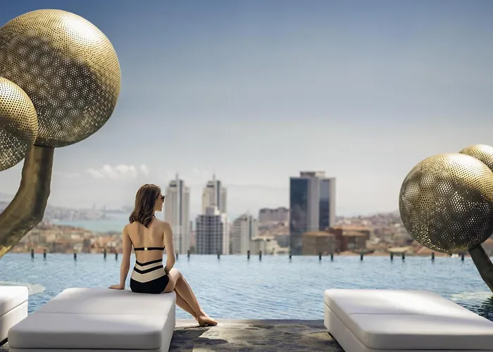 Отель Fairmont Quasar 5*